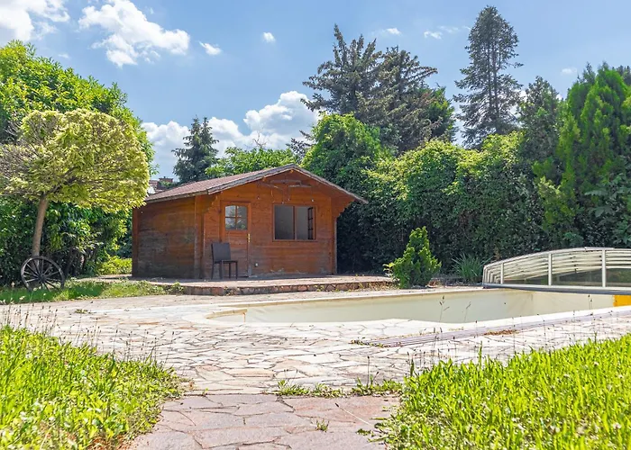 Elegant Garden With Free Wifi Sleeps 25 * Відень