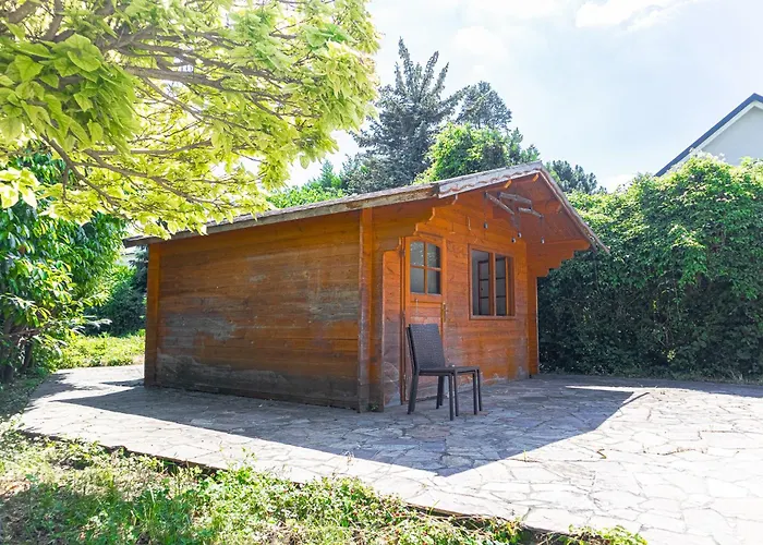 Elegant Garden With Free Wifi Sleeps 25 * Відень